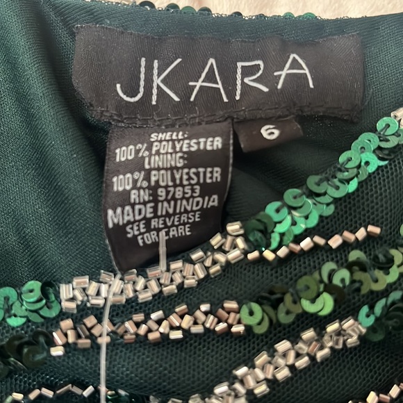 JKara woman’s three-quarter length sleeve made it down - Picture 8 of 8